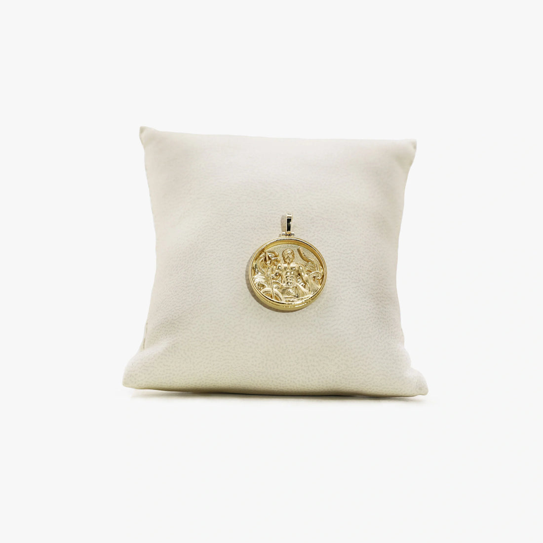Awe Inspired Pendant 14K Gold Vermeil Archive Poseidon Round Pendant