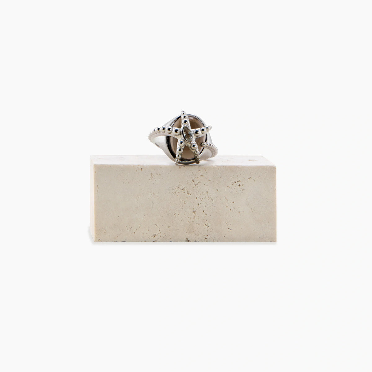 Awe Inspired Rings 925 Sterling Silver / Labradorite / 6 Archive Starfish Ring