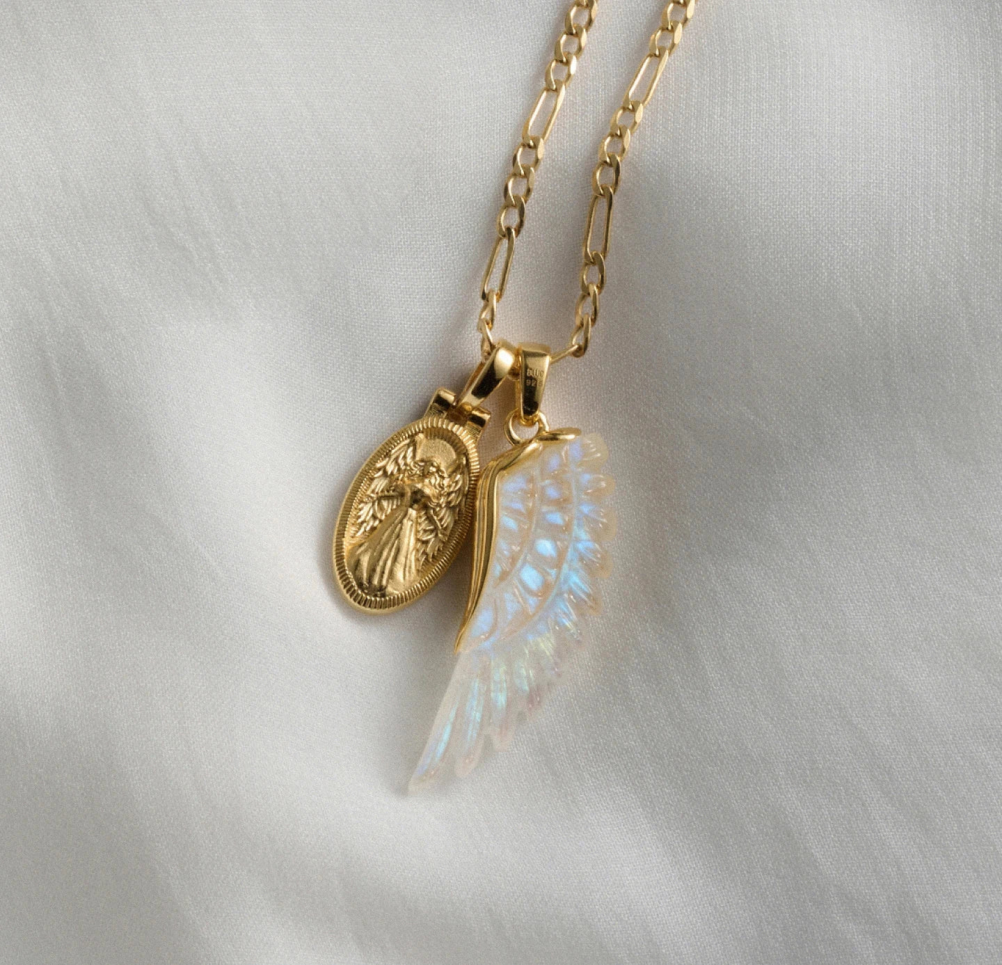 Awe Inspired Necklaces Carved Gemstone Wing Figaro Necklace