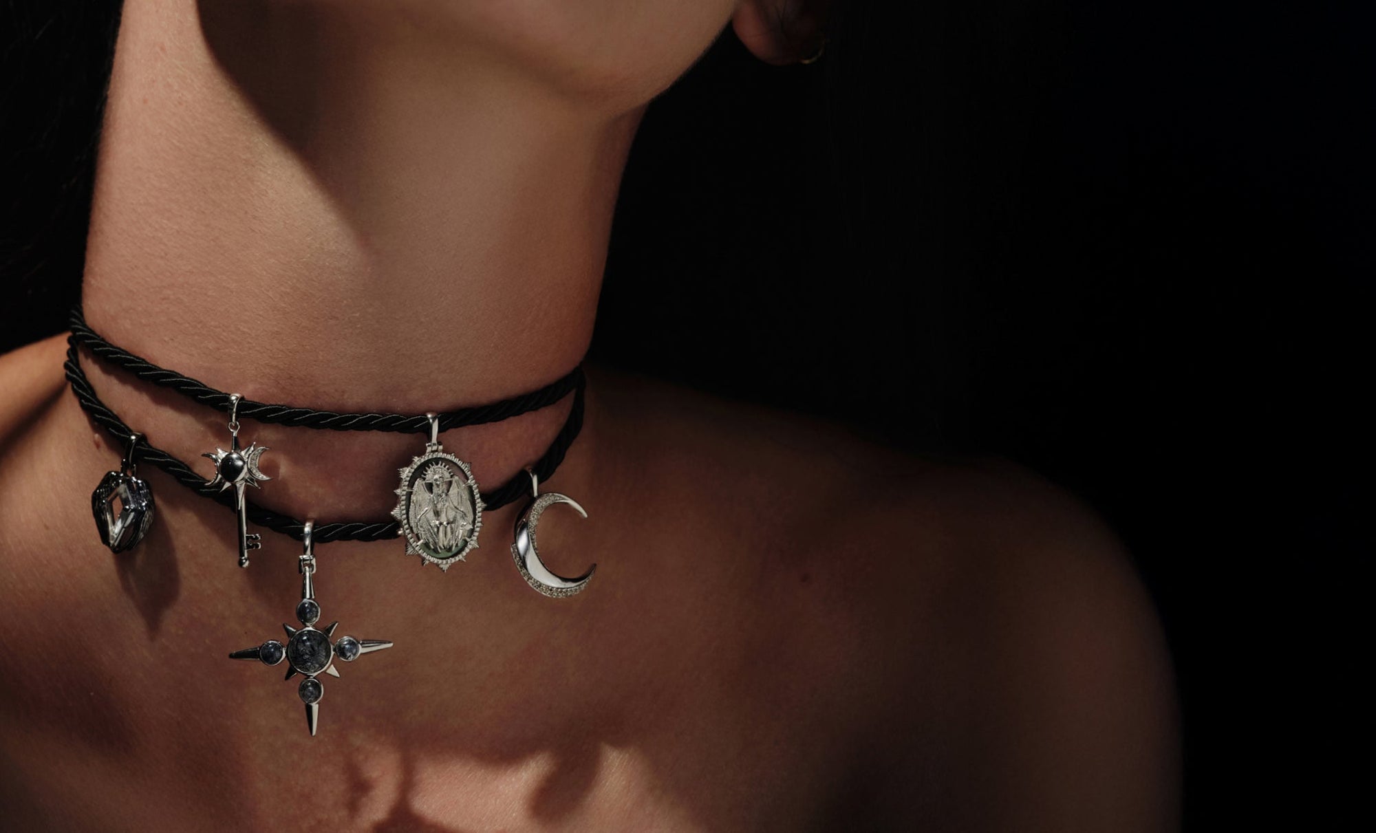 In-grid promotional content