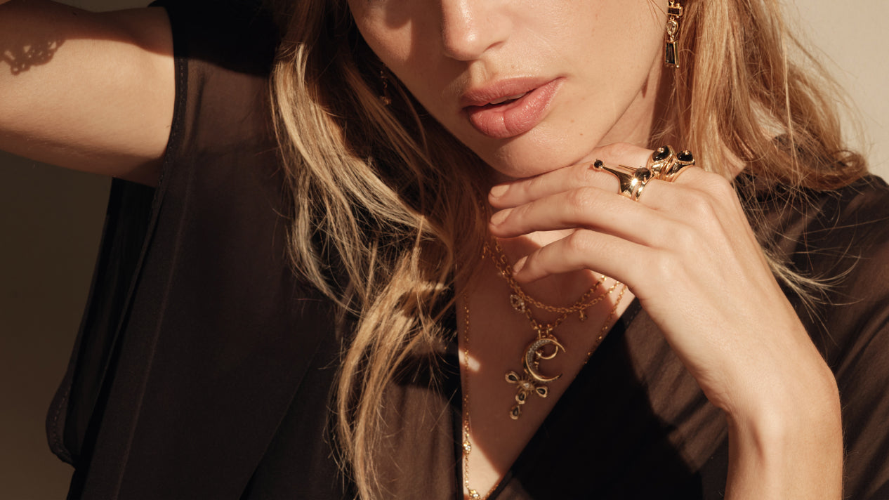 In-grid promotional content