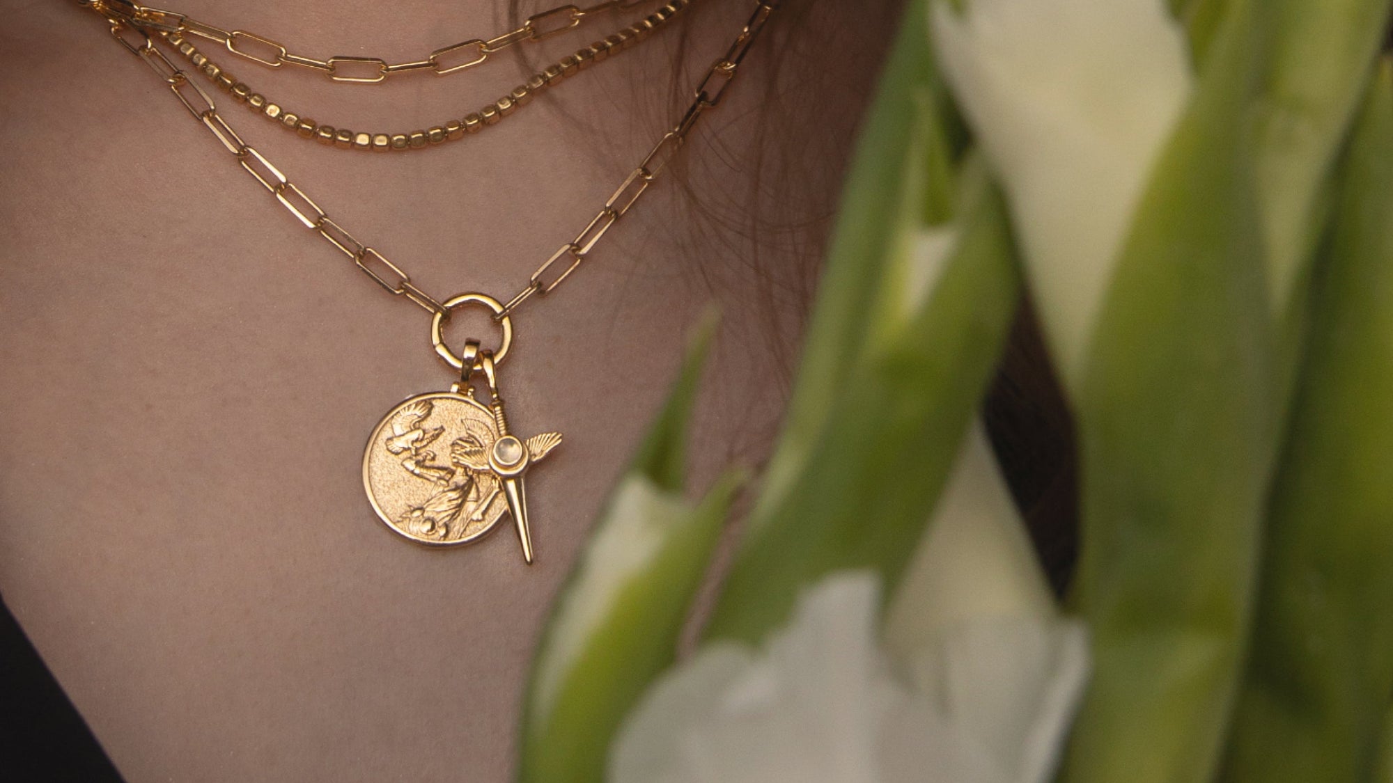 In-grid promotional content