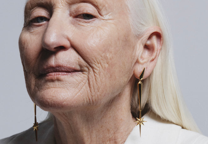 In-grid promotional content