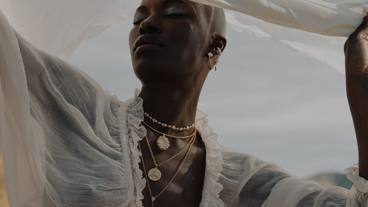 In-grid promotional content