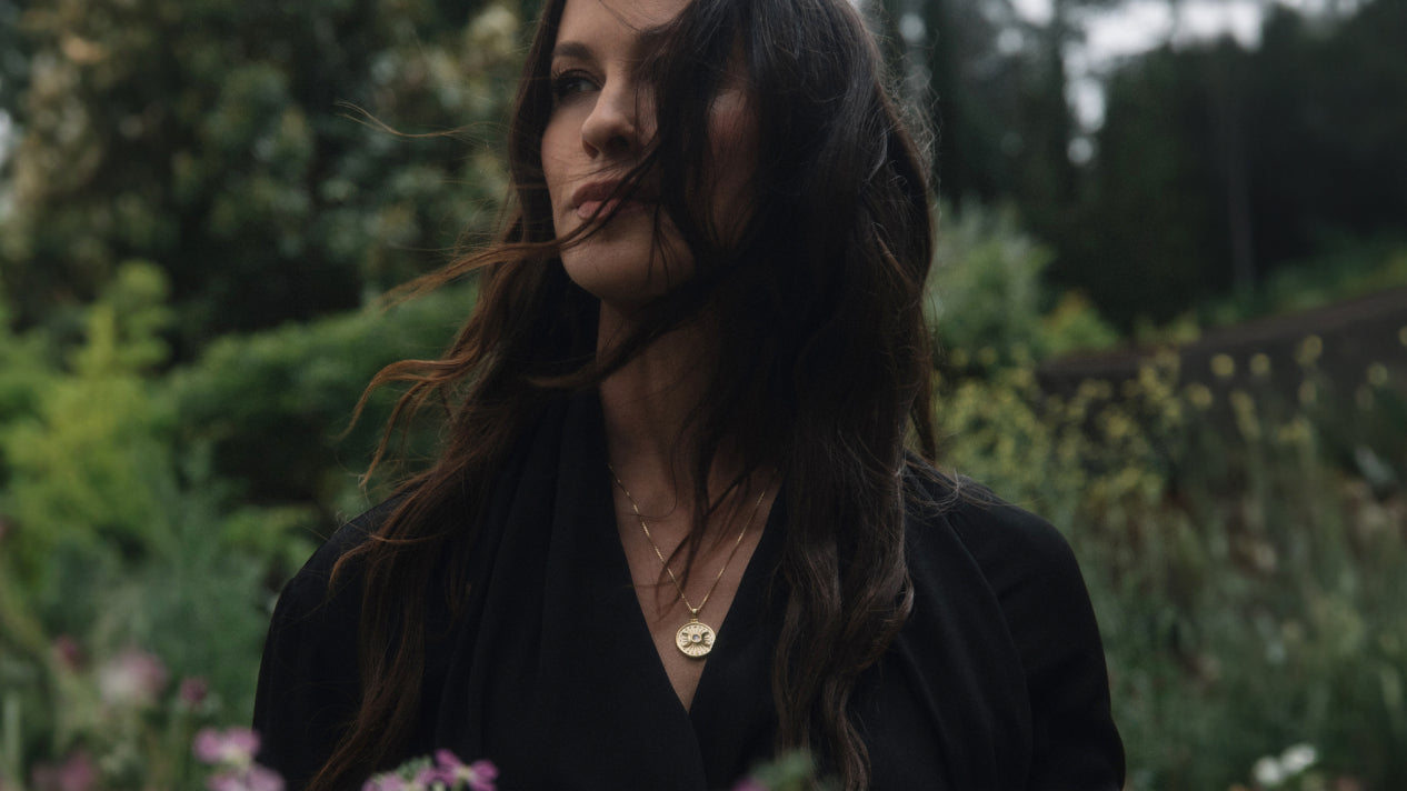 In-grid promotional content