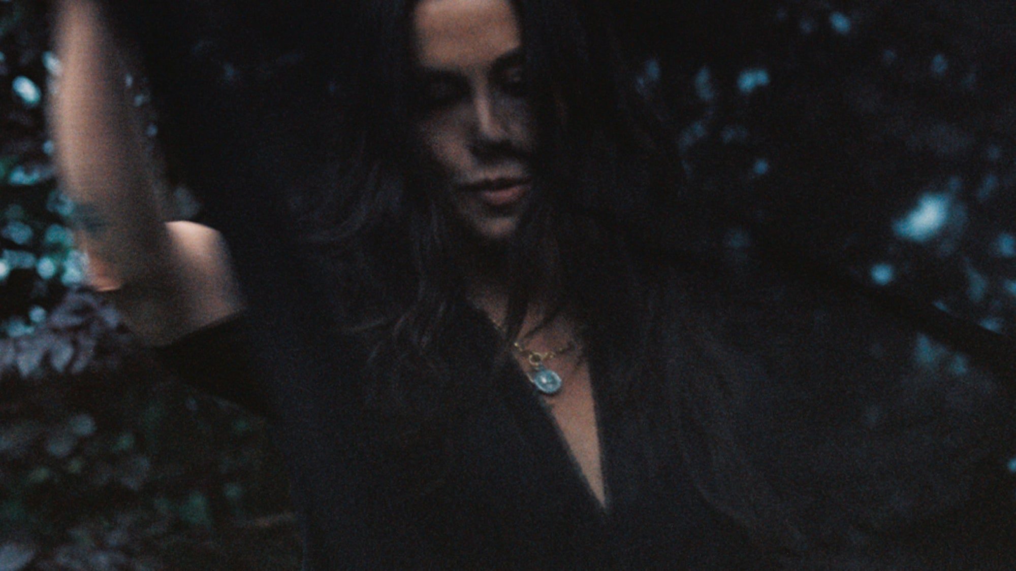 In-grid promotional content