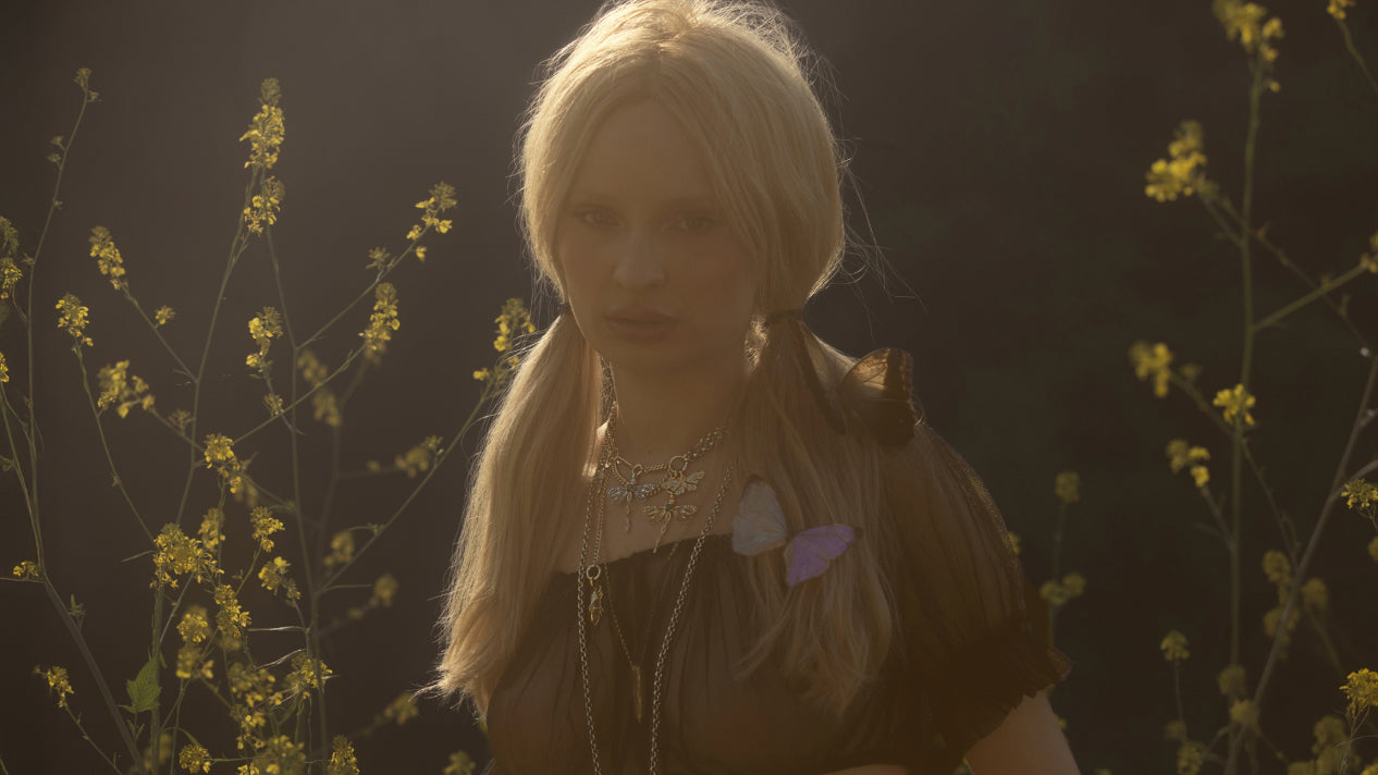 In-grid promotional content