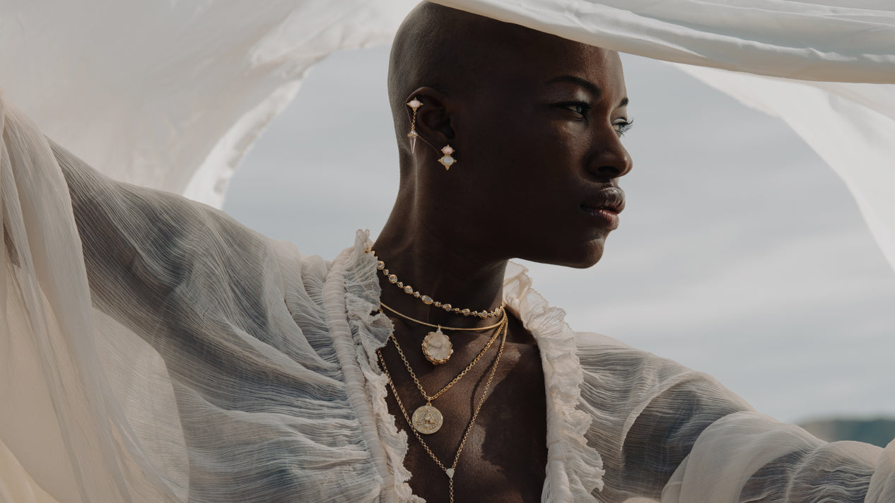 In-grid promotional content