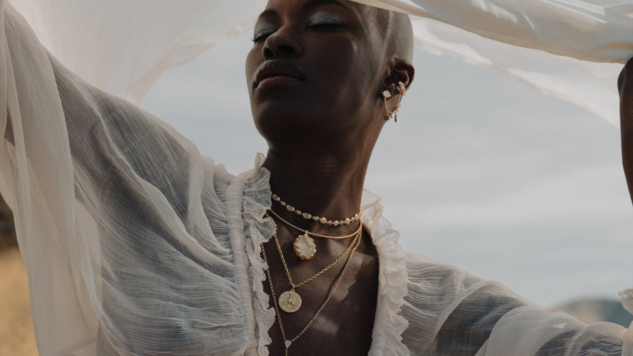 In-grid promotional content