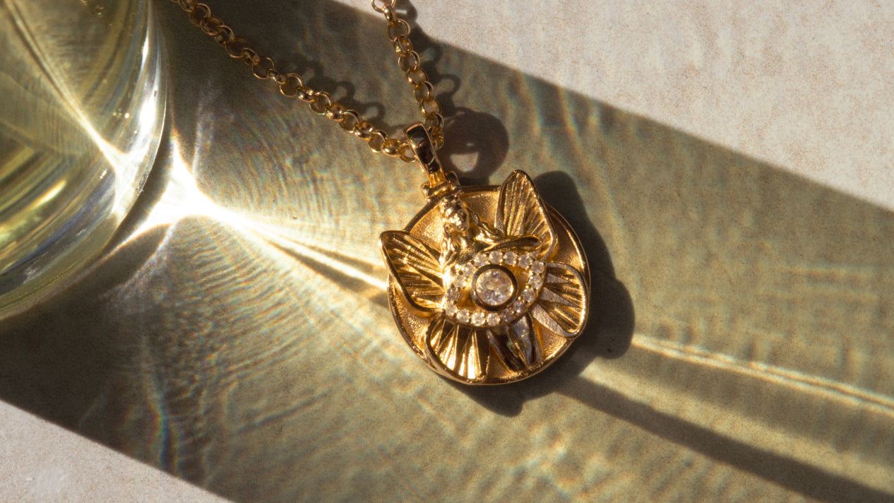 In-grid promotional content