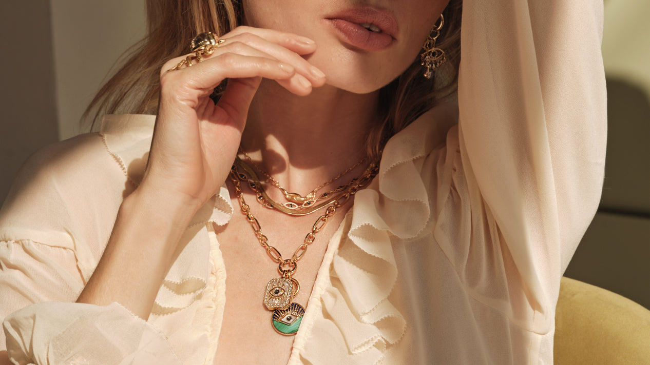 In-grid promotional content