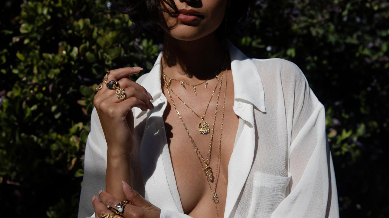 In-grid promotional content