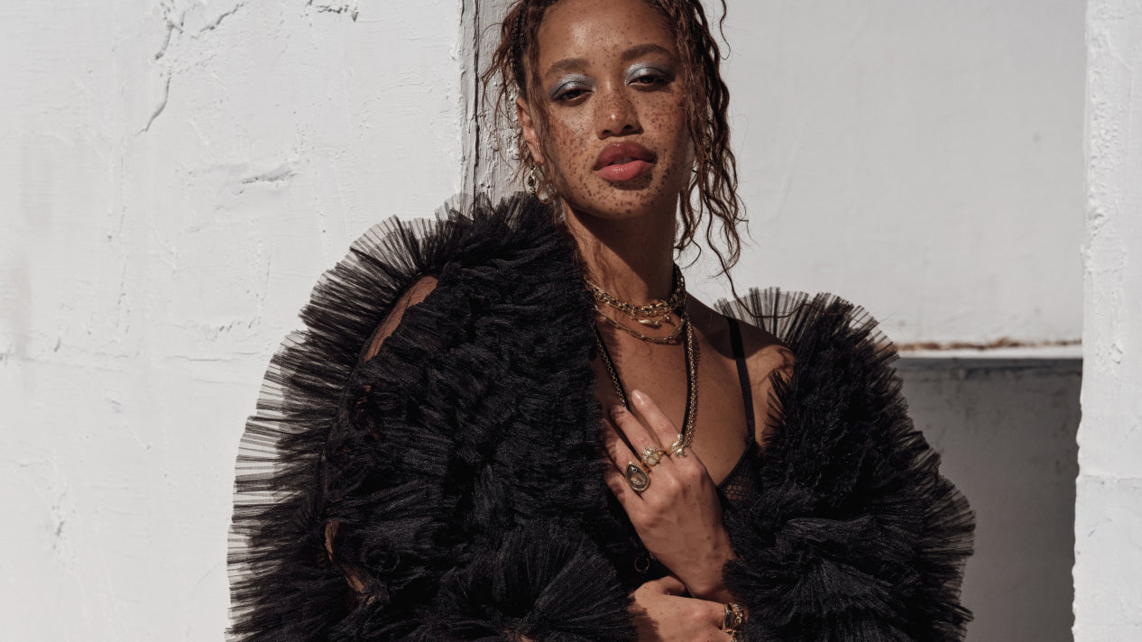 In-grid promotional content