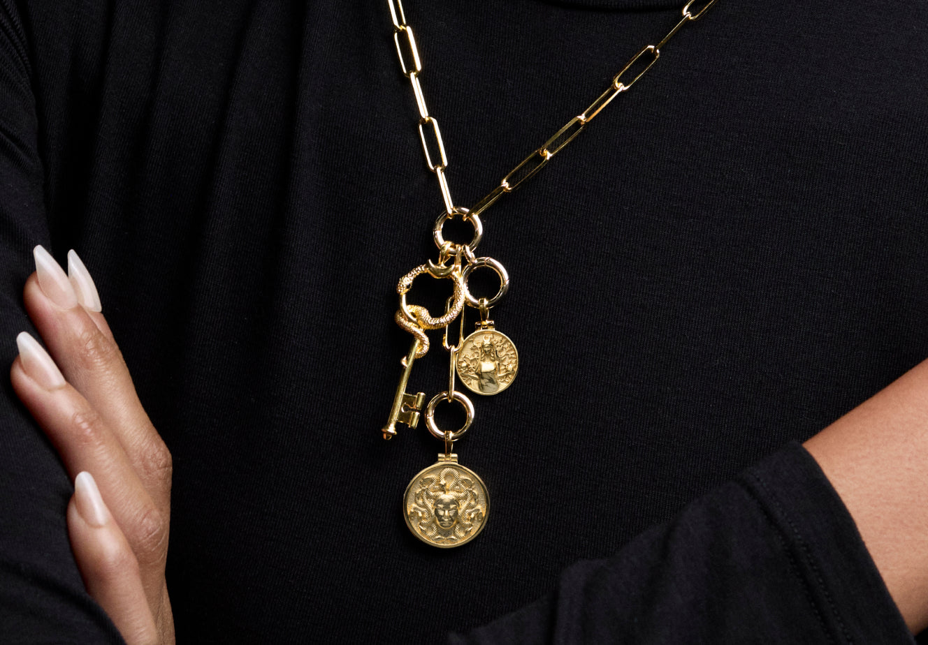 In-grid promotional content