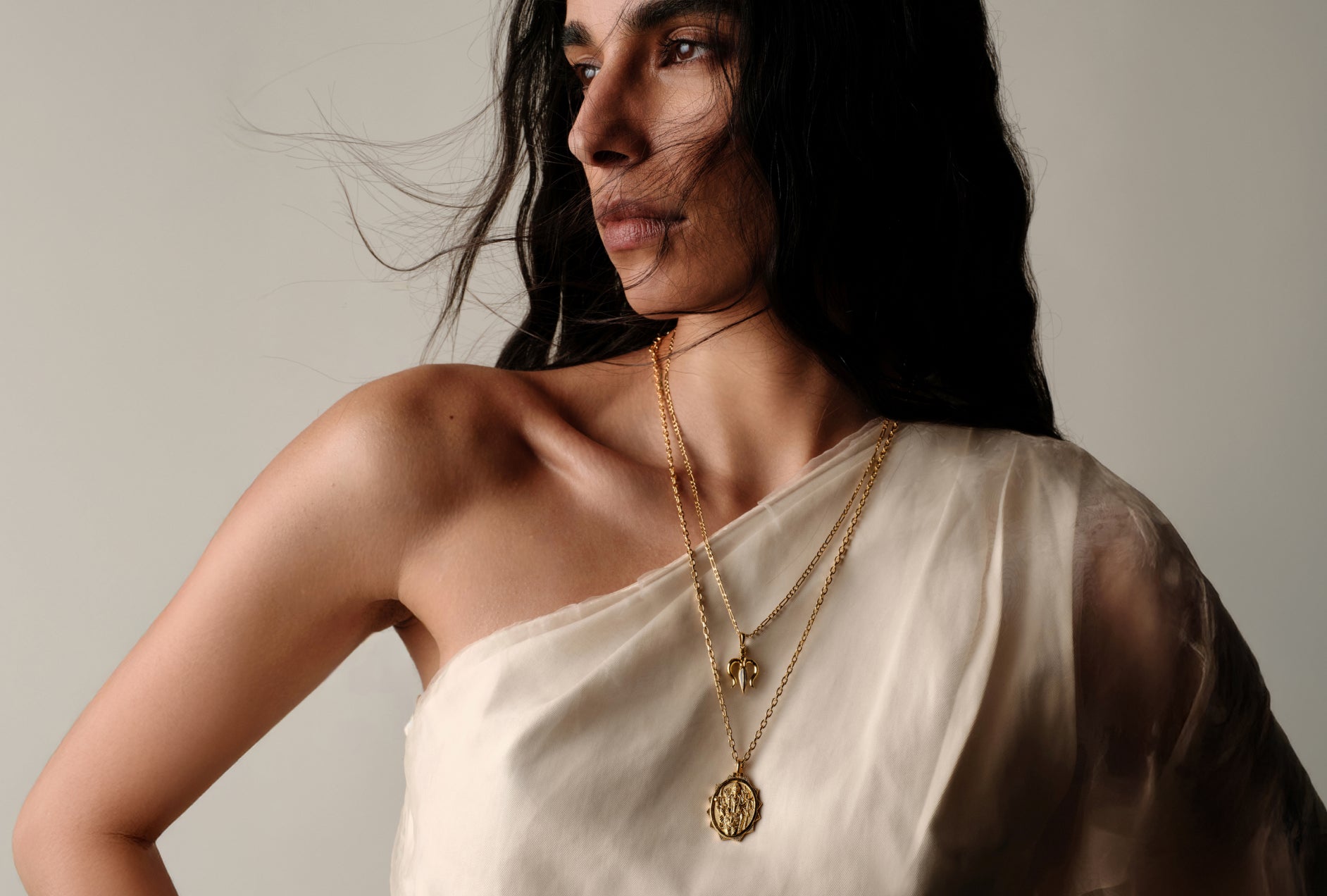 In-grid promotional content