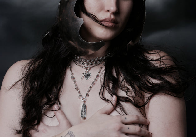 In-grid promotional content