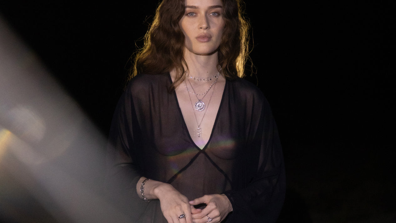 In-grid promotional content