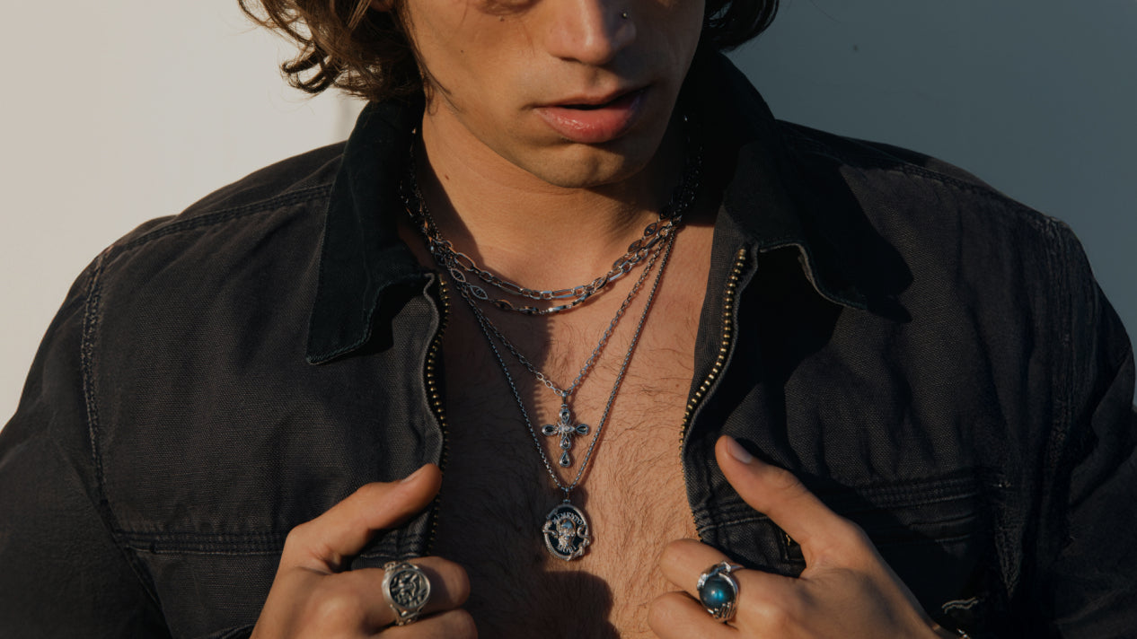 In-grid promotional content