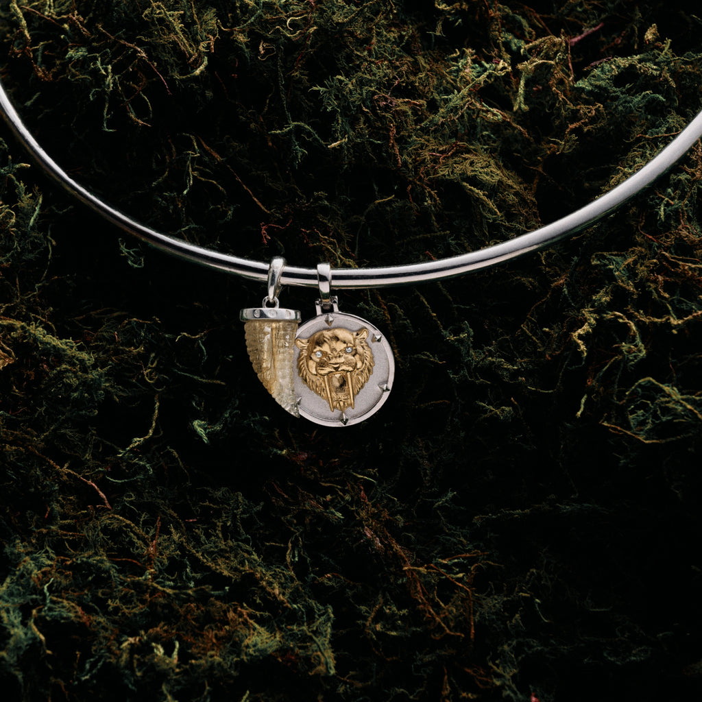Awe Inspired Necklaces Sapphire Saber-Toothed Cat Collar Necklace