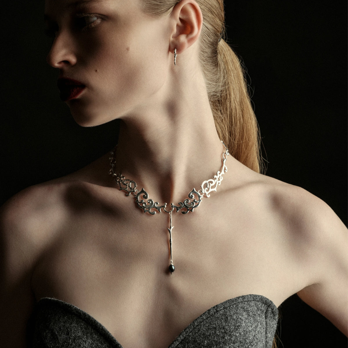 Awe Inspired Necklaces 925 Sterling Silver Molten Filigree Collar