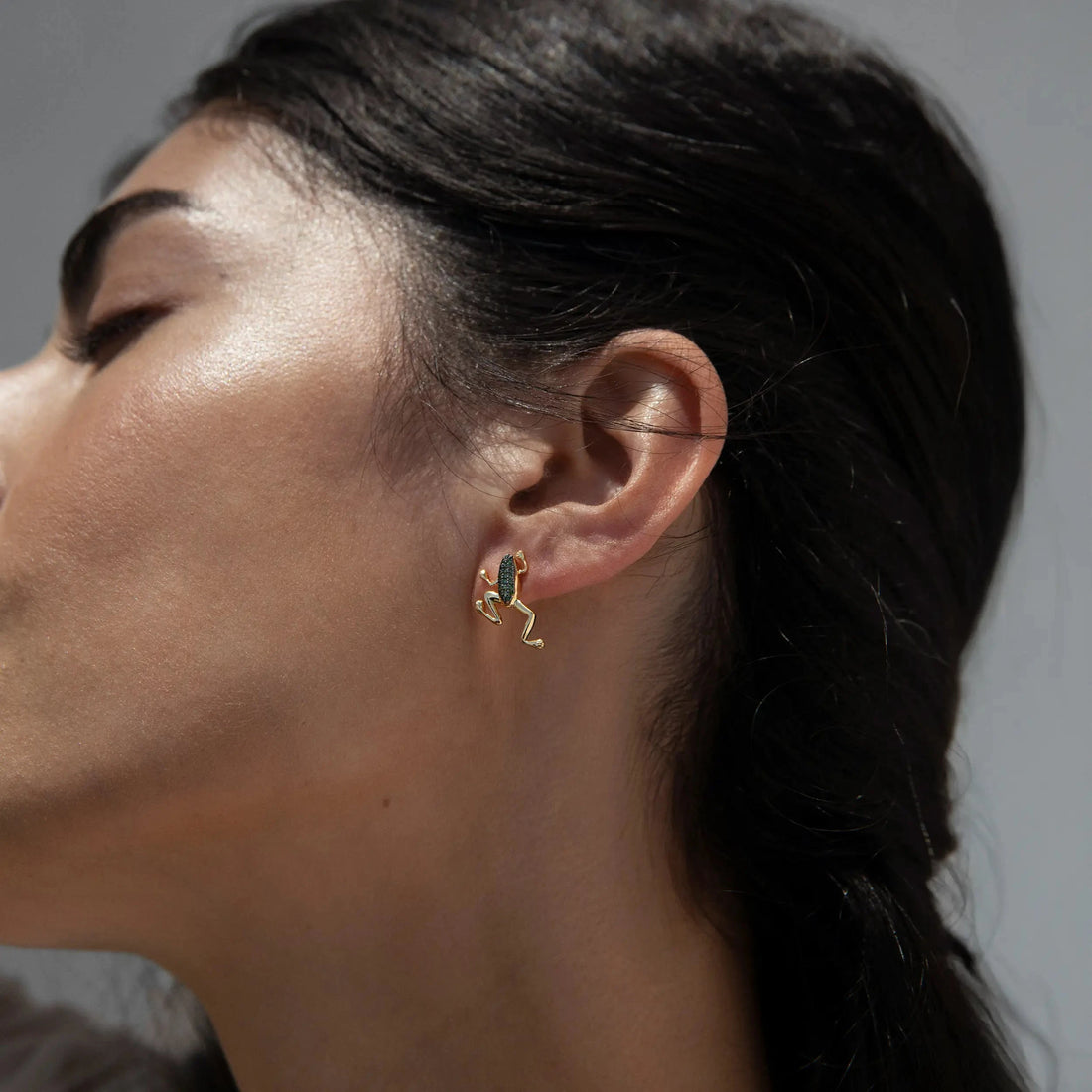 Awe Inspired Earrings Green Diamond Frog Studs