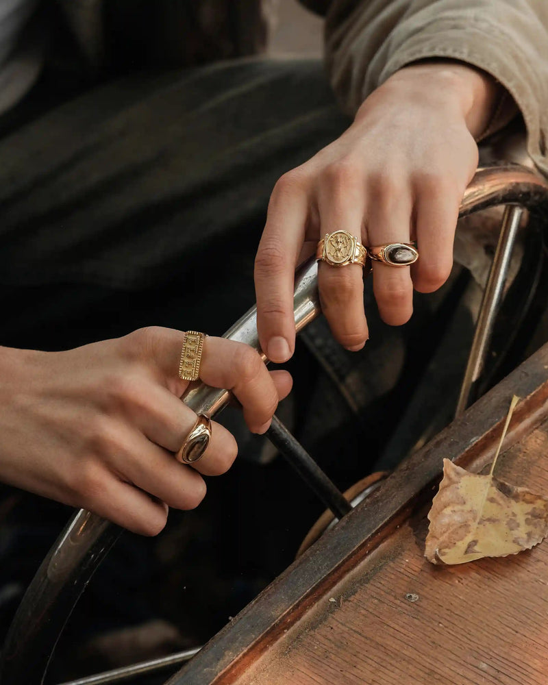 Awe Inspired Men's Men's Black Mother of Pearl Signet Ring