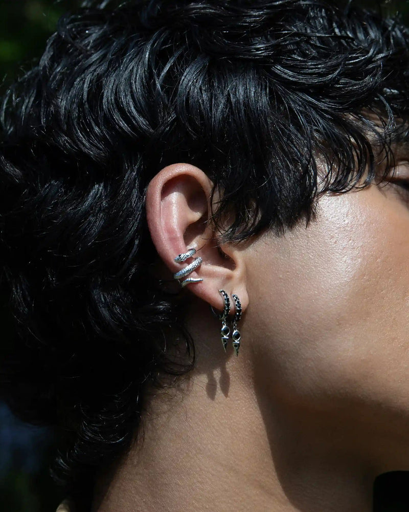 Awe Inspired Men's Sterling Silver Men's Black Spinel Spike Huggies