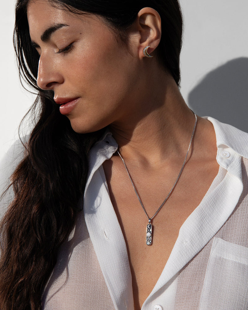 Awe Inspired Necklaces Black Mother of Pearl Moon Phase Necklace