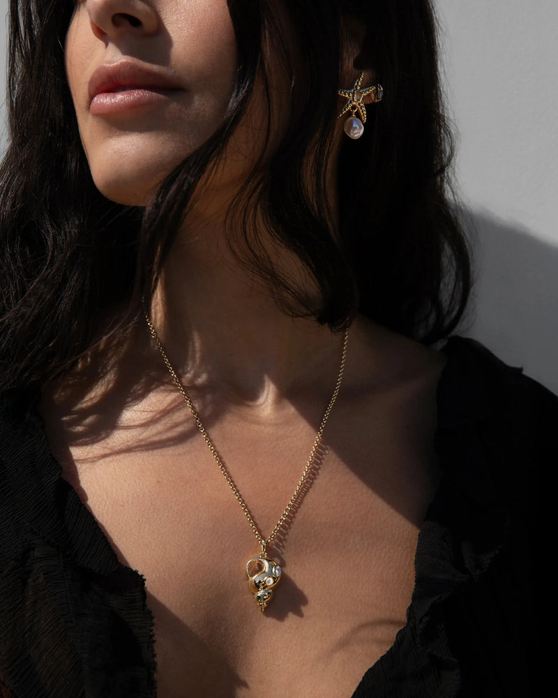 Awe Inspired Pendants Deep Sea Gemstone Conch Pendant