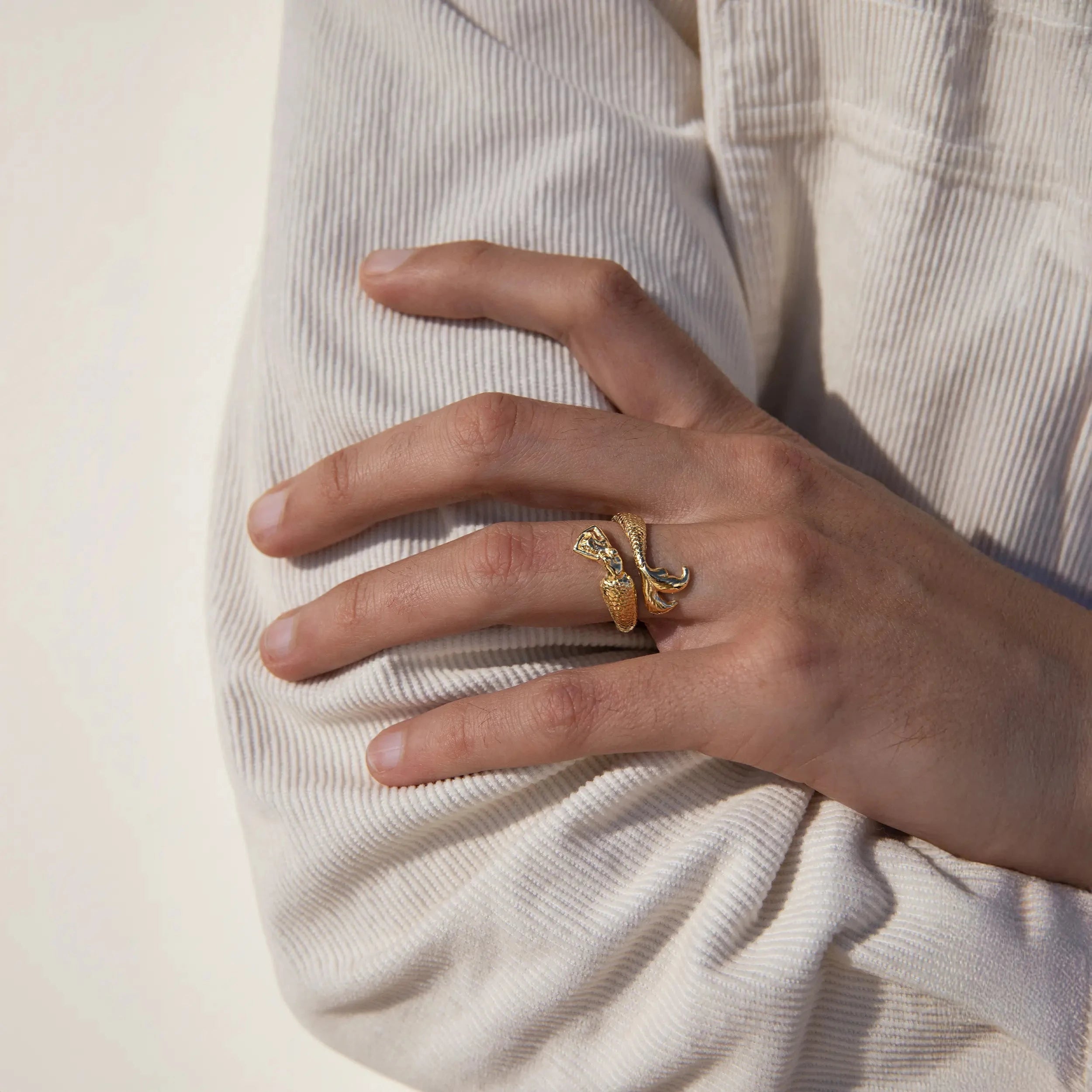 Awe Inspired Rings Men's Sea Siren Ring