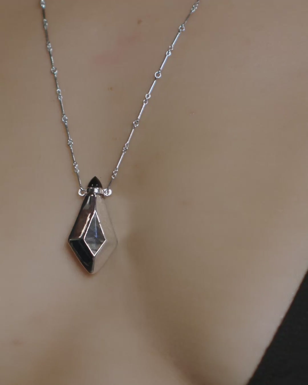 Poison Necklace