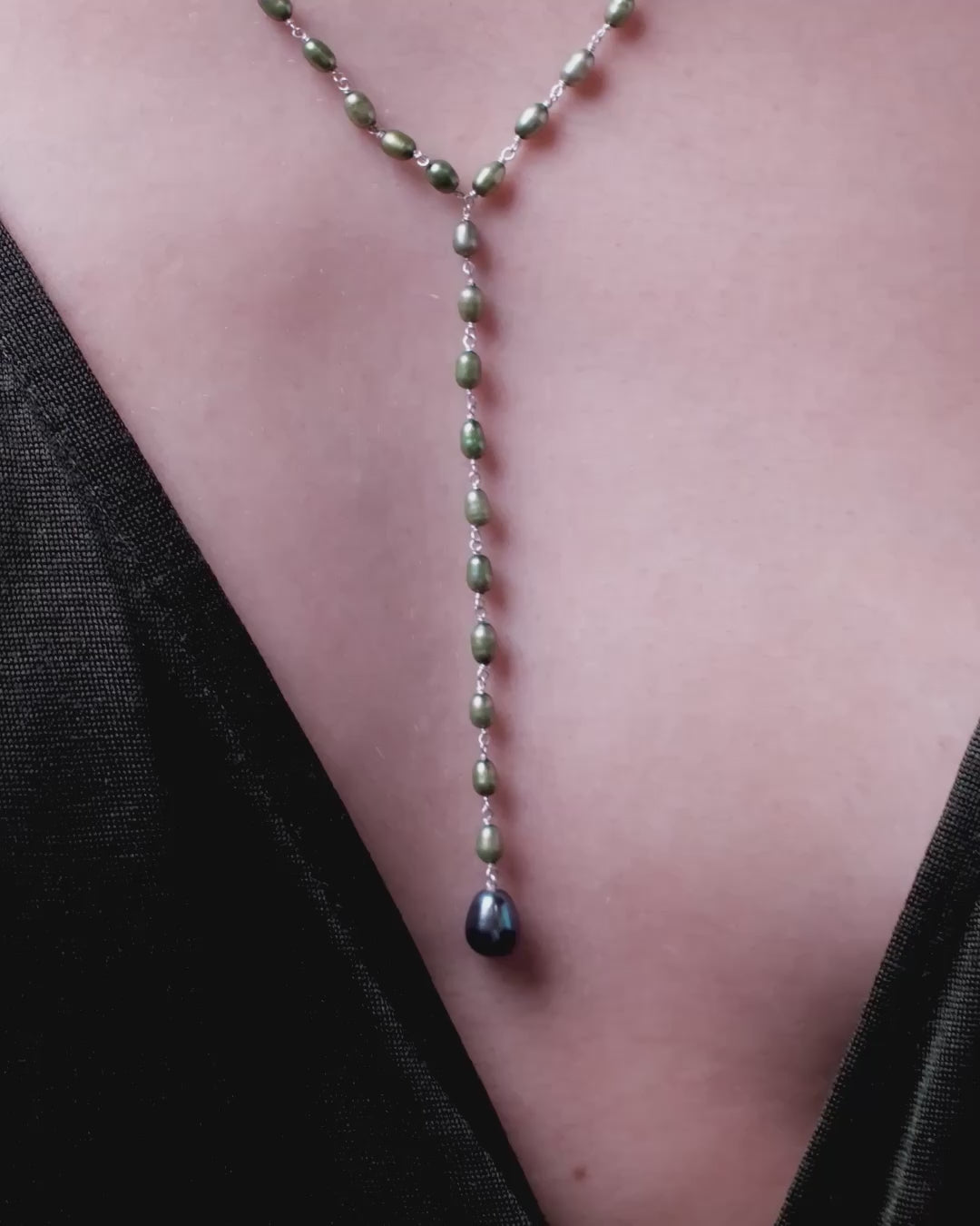 Damselfly Drop Pearl Lariat