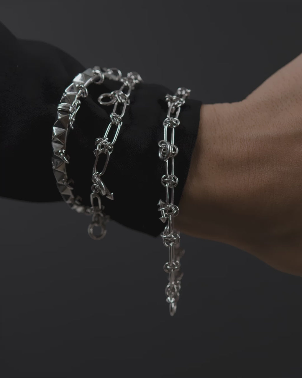 Knot Chain Toggle Bracelet
