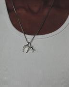 Dark Horse Necklace Set