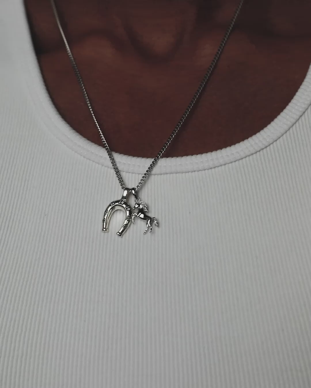 Dark Horse Necklace Set